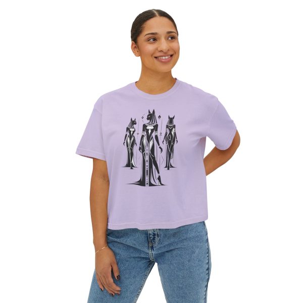 Stylish Women's Boxy Tee with Artistic Print, Casual Top, Fashionable T-Shirt, Unique Graphic Tee, Trendy Summer Wear - Görsel 29