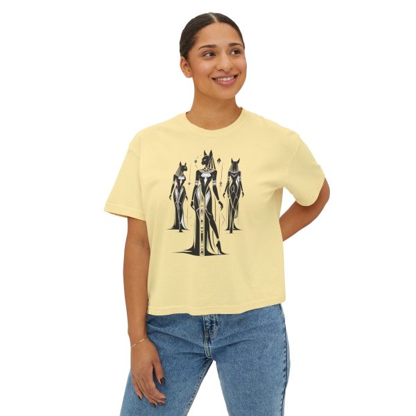 Stylish Women's Boxy Tee with Artistic Print, Casual Top, Fashionable T-Shirt, Unique Graphic Tee, Trendy Summer Wear - Görsel 17