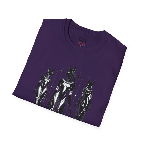 Stylish Graphic T-Shirt, Trendy Fashion Tee, Gift for Art Lovers, Unisex Apparel, Unique Daily Style - Görsel 213