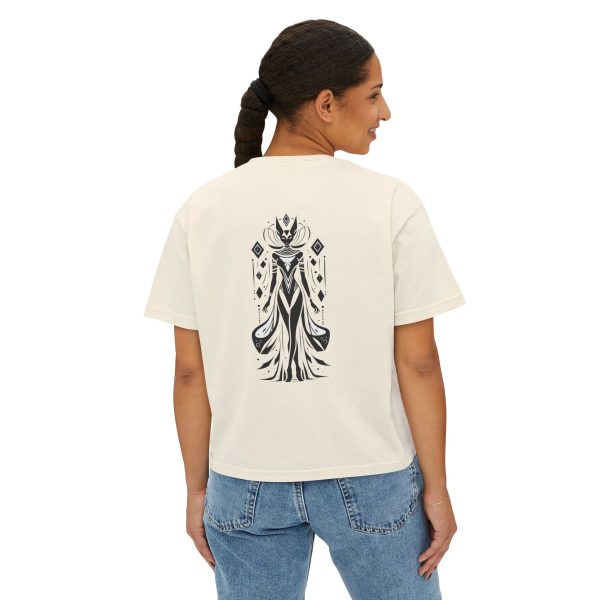 Stylish Women's Boxy Tee with Artistic Print, Casual Top, Fashionable T-Shirt, Unique Graphic Tee, Trendy Summer Wear - Görsel 10