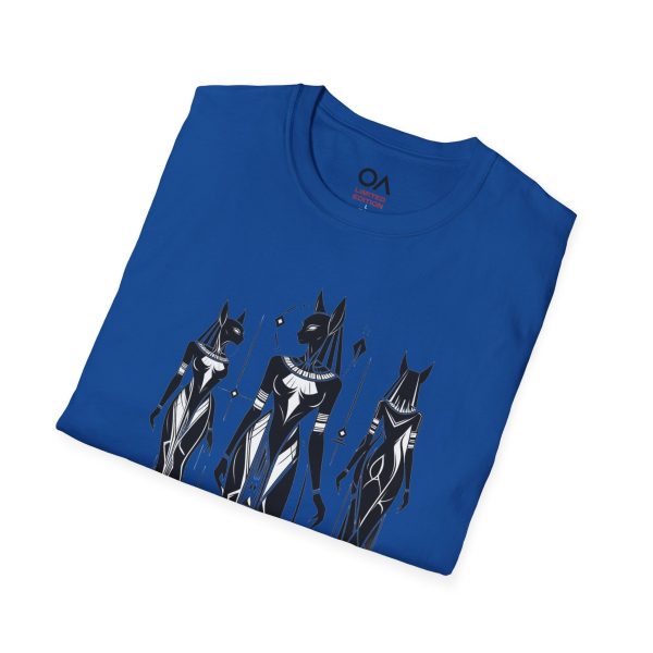 Stylish Graphic T-Shirt, Trendy Fashion Tee, Gift for Art Lovers, Unisex Apparel, Unique Daily Style - Görsel 195