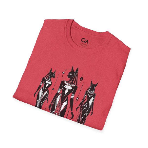 Stylish Graphic T-Shirt, Trendy Fashion Tee, Gift for Art Lovers, Unisex Apparel, Unique Daily Style - Görsel 240